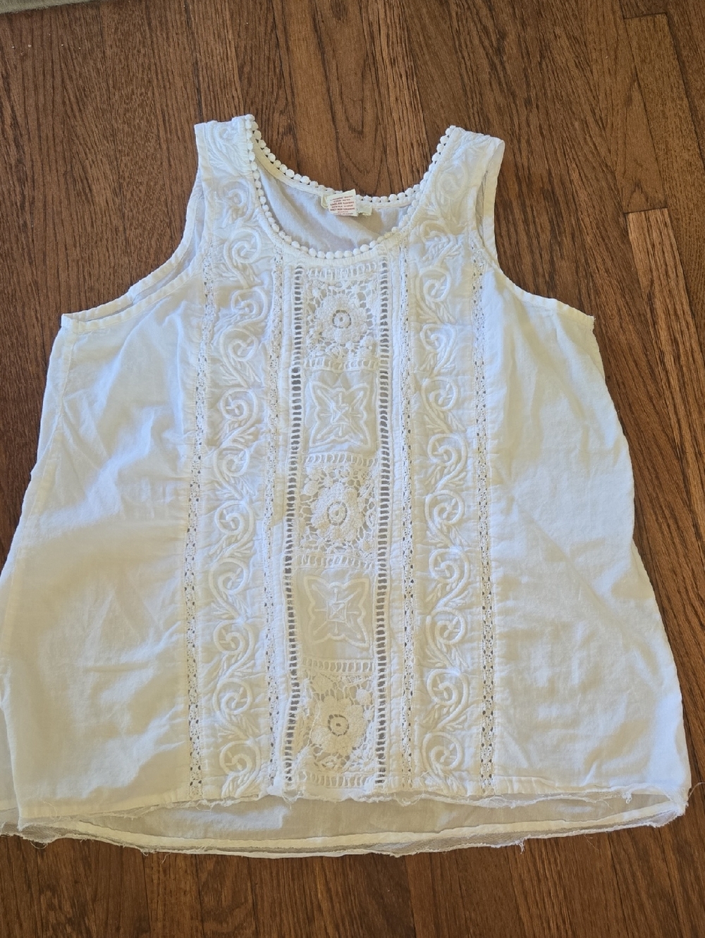 Sundance White Embroidered Lace-Front Tank